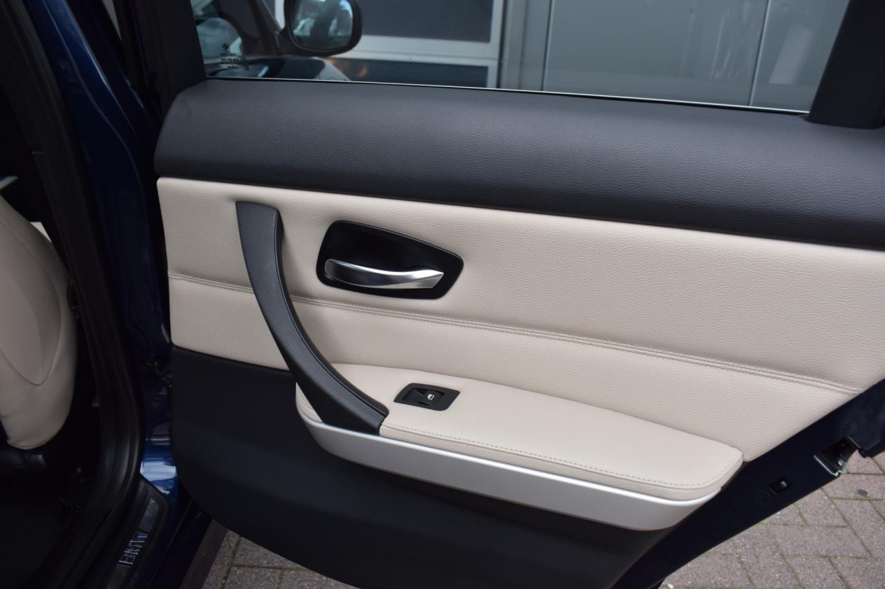 BMW 3 Serie 318i Corporate Lease Luxury Line | BMW occasion