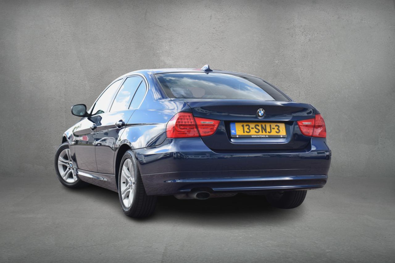 BMW 3 Serie 318i Corporate Lease Luxury Line | BMW occasion