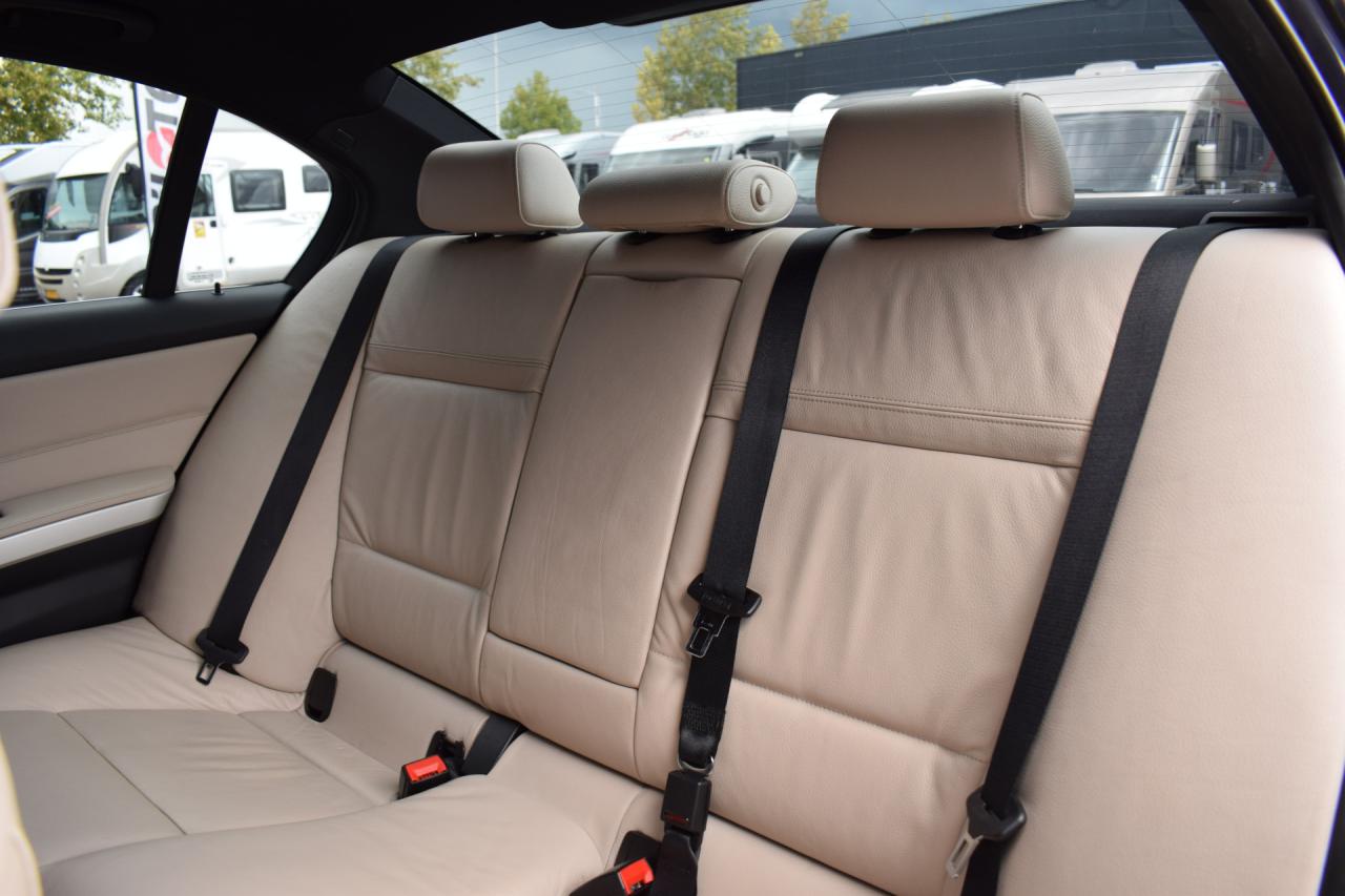 BMW 3 Serie 318i Corporate Lease Luxury Line | BMW occasion