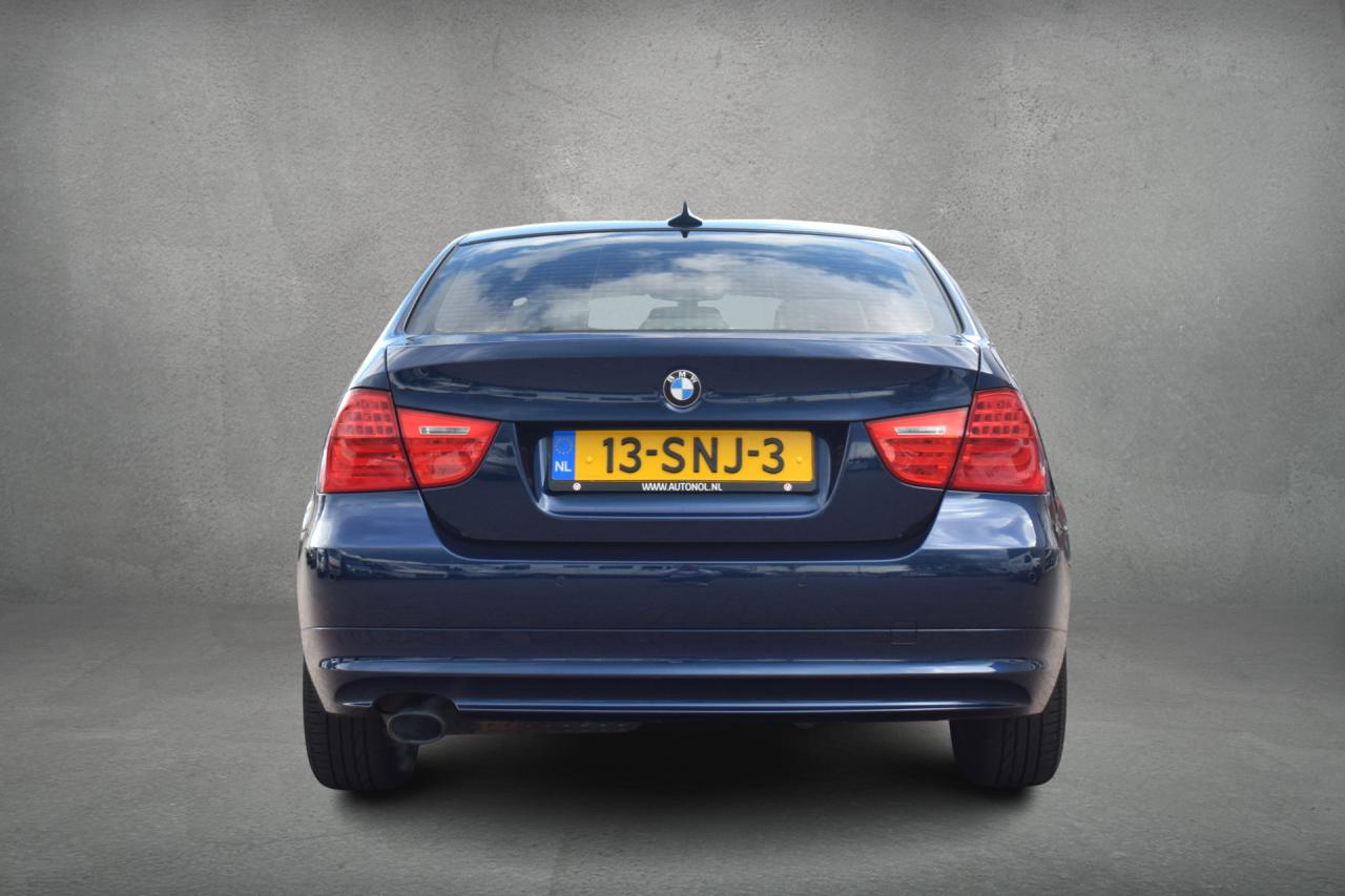 BMW 3 Serie 318i Corporate Lease Luxury Line | BMW occasion