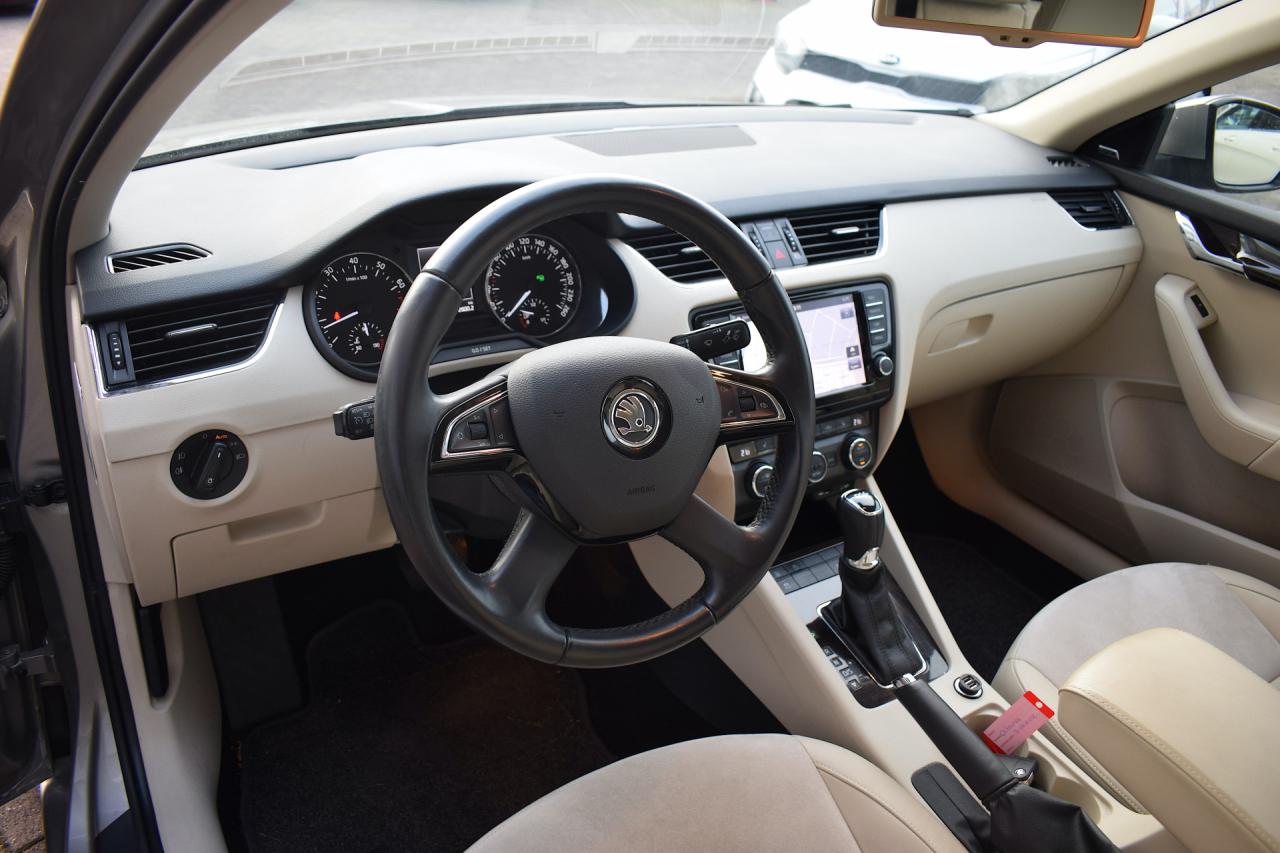 Škoda Octavia 1.4 TSI Greentech Elegance Businessline | Škoda occasion