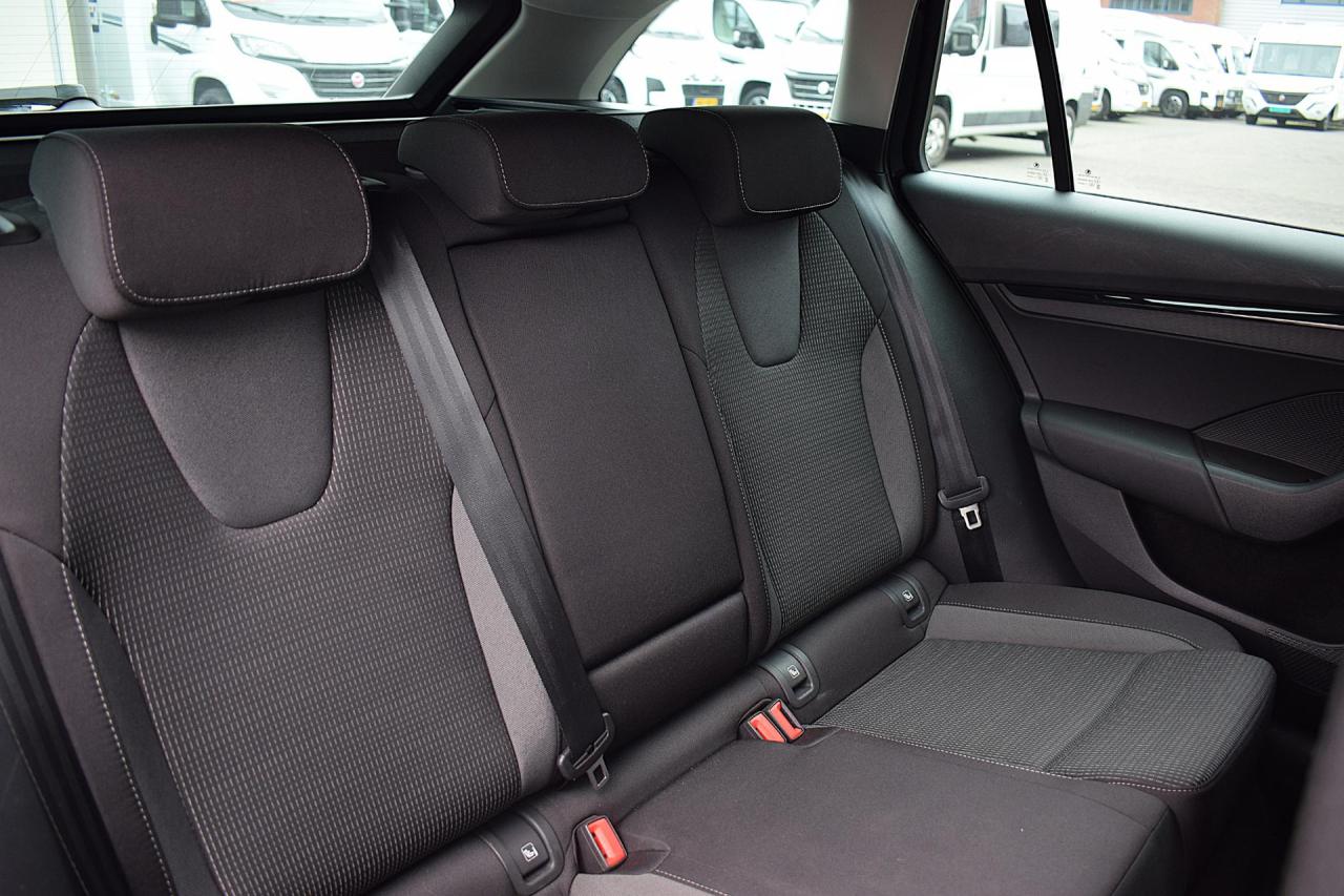 Škoda Octavia Combi 1.0 e-TSI Business Edition | Škoda occasion