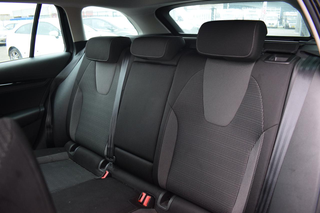 Škoda Octavia Combi 1.0 e-TSI Business Edition | Škoda occasion