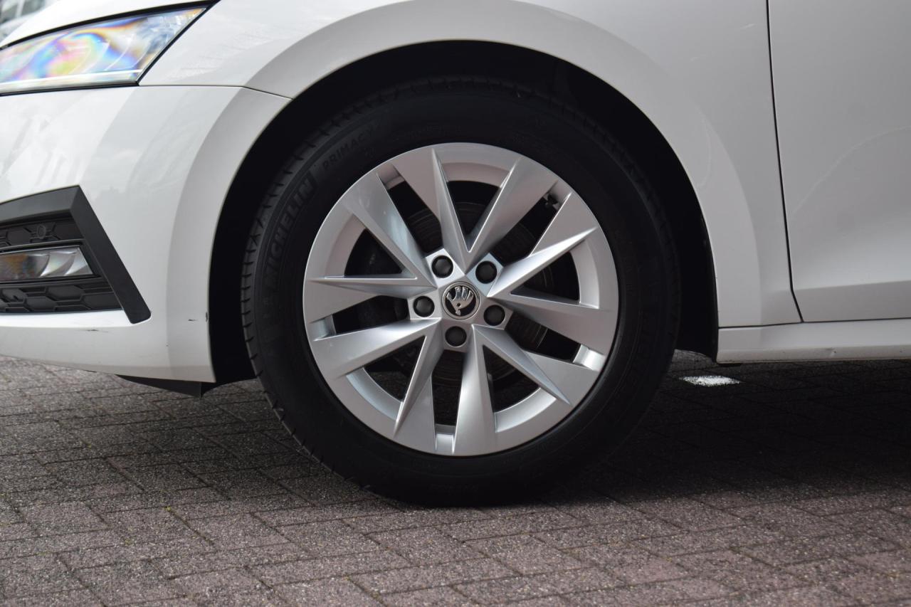 Škoda Octavia Combi 1.0 e-TSI Business Edition | Škoda occasion