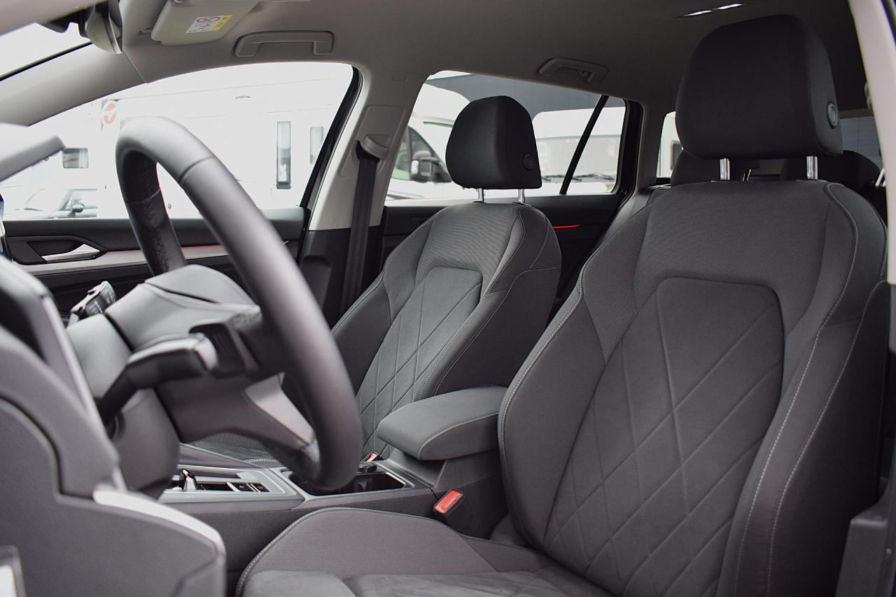 Volkswagen Golf Variant 1.0 eTSI Life Business | Volkswagen occasion