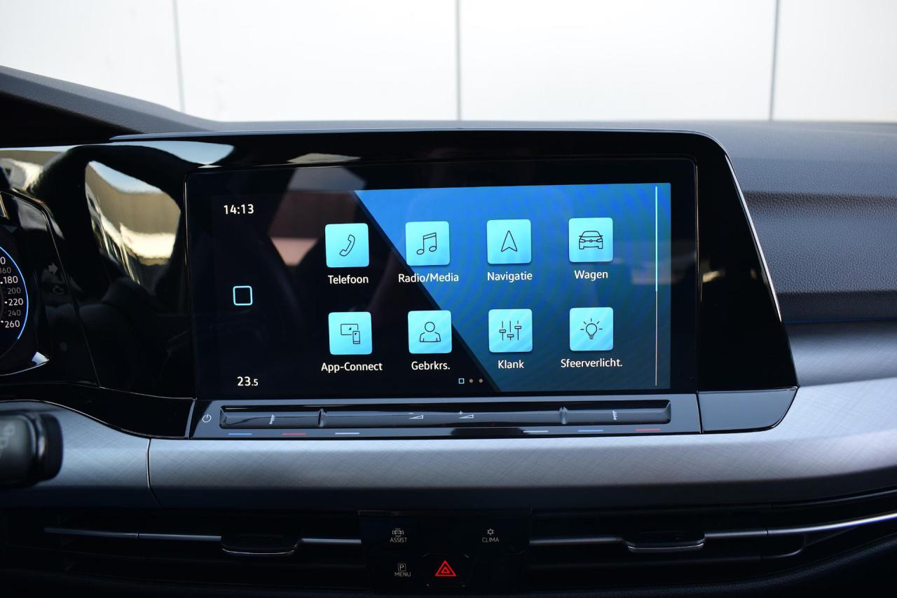 Volkswagen Golf Variant 1.0 TSI Life | Volkswagen occasion