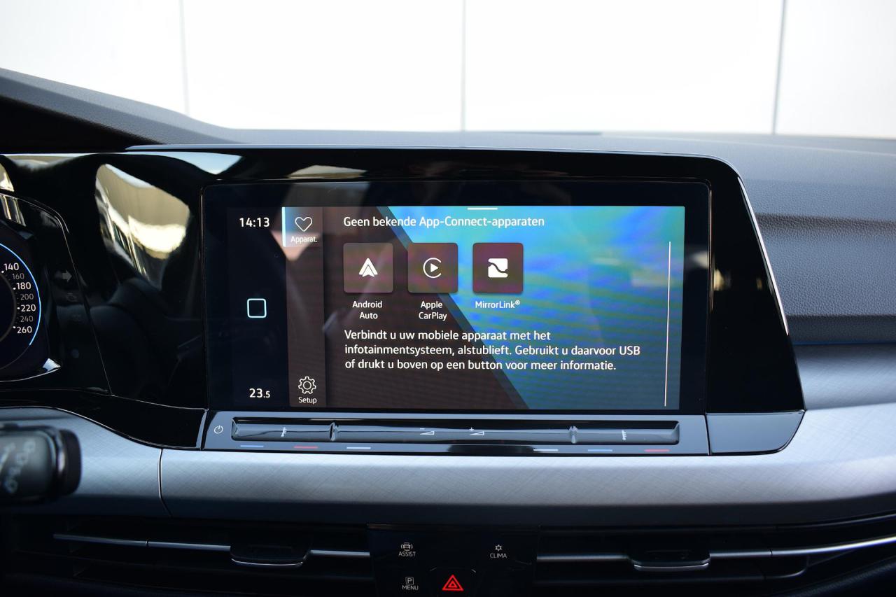 Volkswagen Golf Variant 1.0 TSI Life | Volkswagen occasion