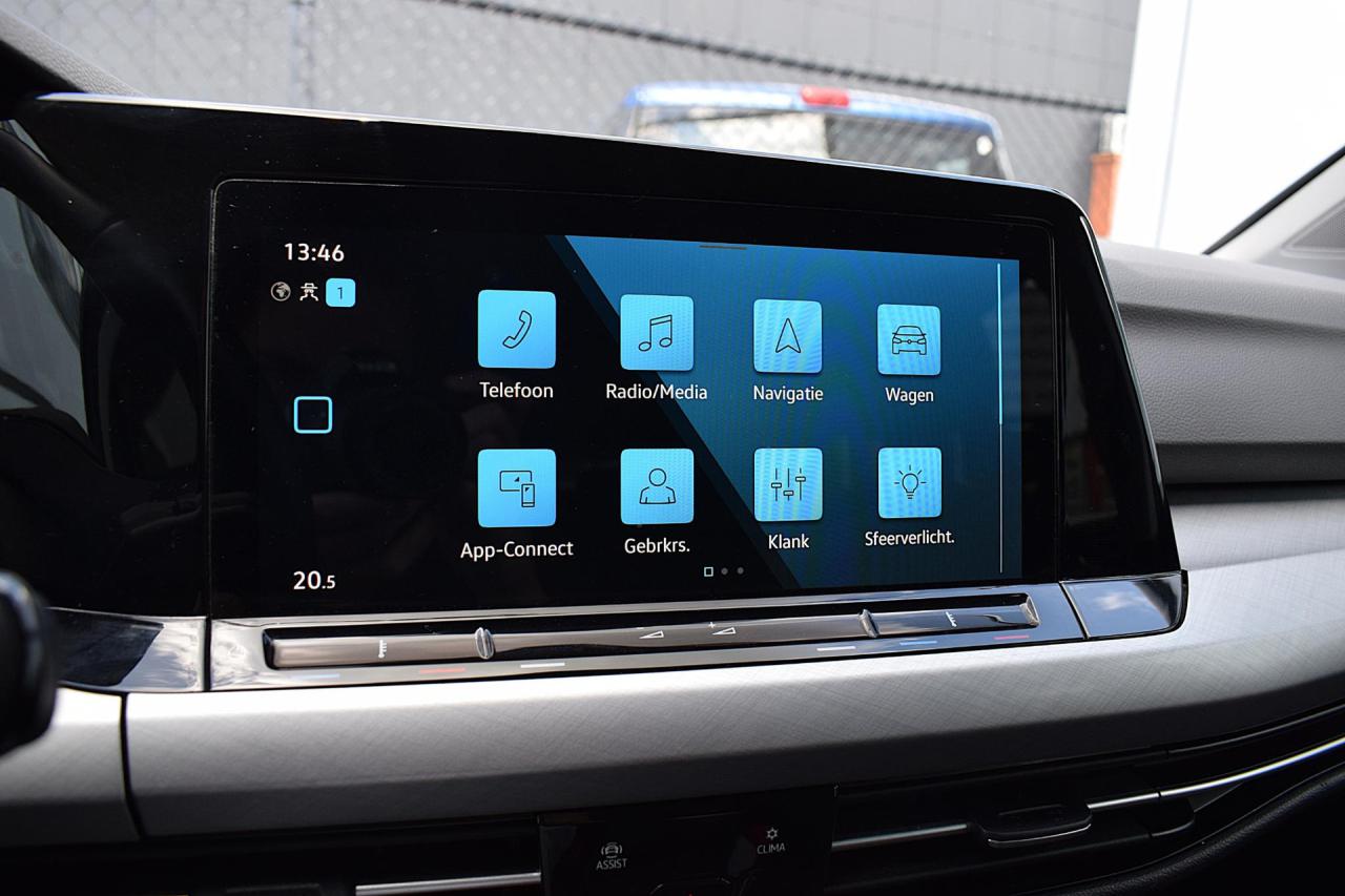 Volkswagen Golf Variant 1.0 TSI Life | Volkswagen occasion
