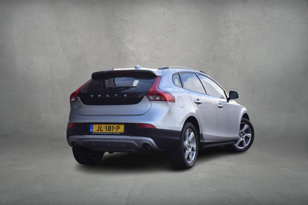 Volvo V40 Cross Country 1.5 T3 Momentum | Volvo occasion