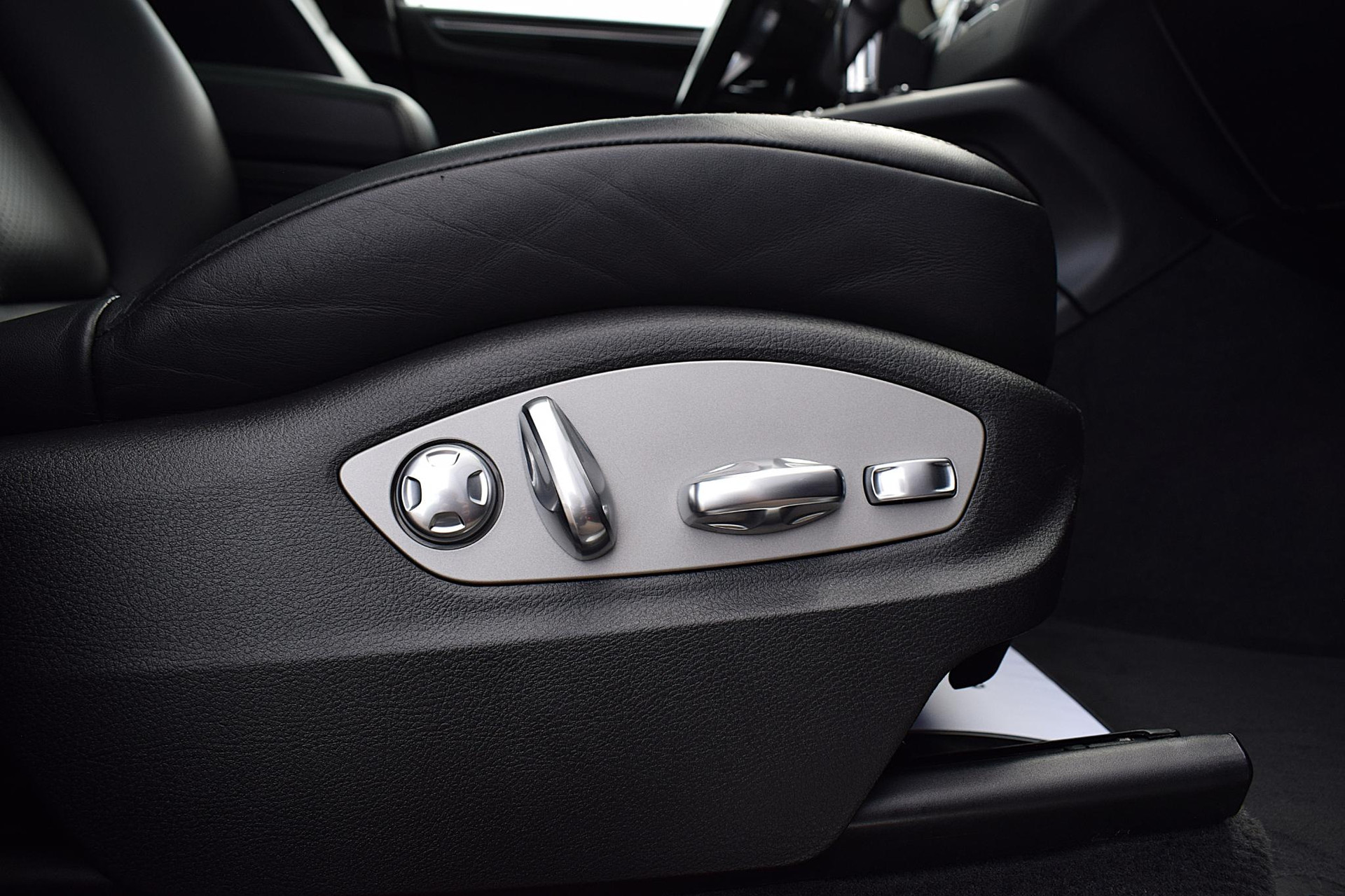 Porsche Macan | Occasion lease | Autobedrijf Auto Nol
