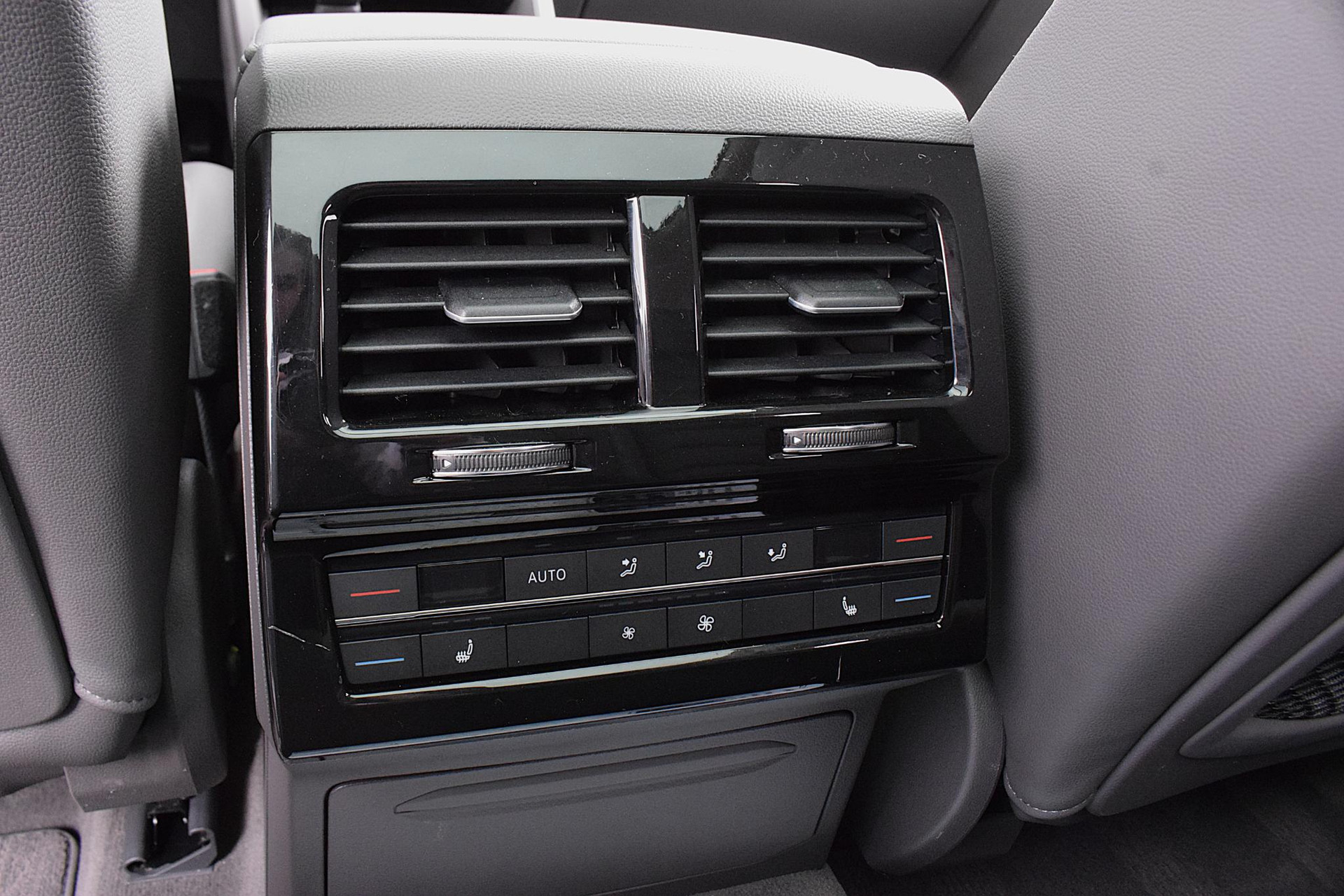 Volkswagen Touareg | Occasion lease | Autobedrijf Auto Nol