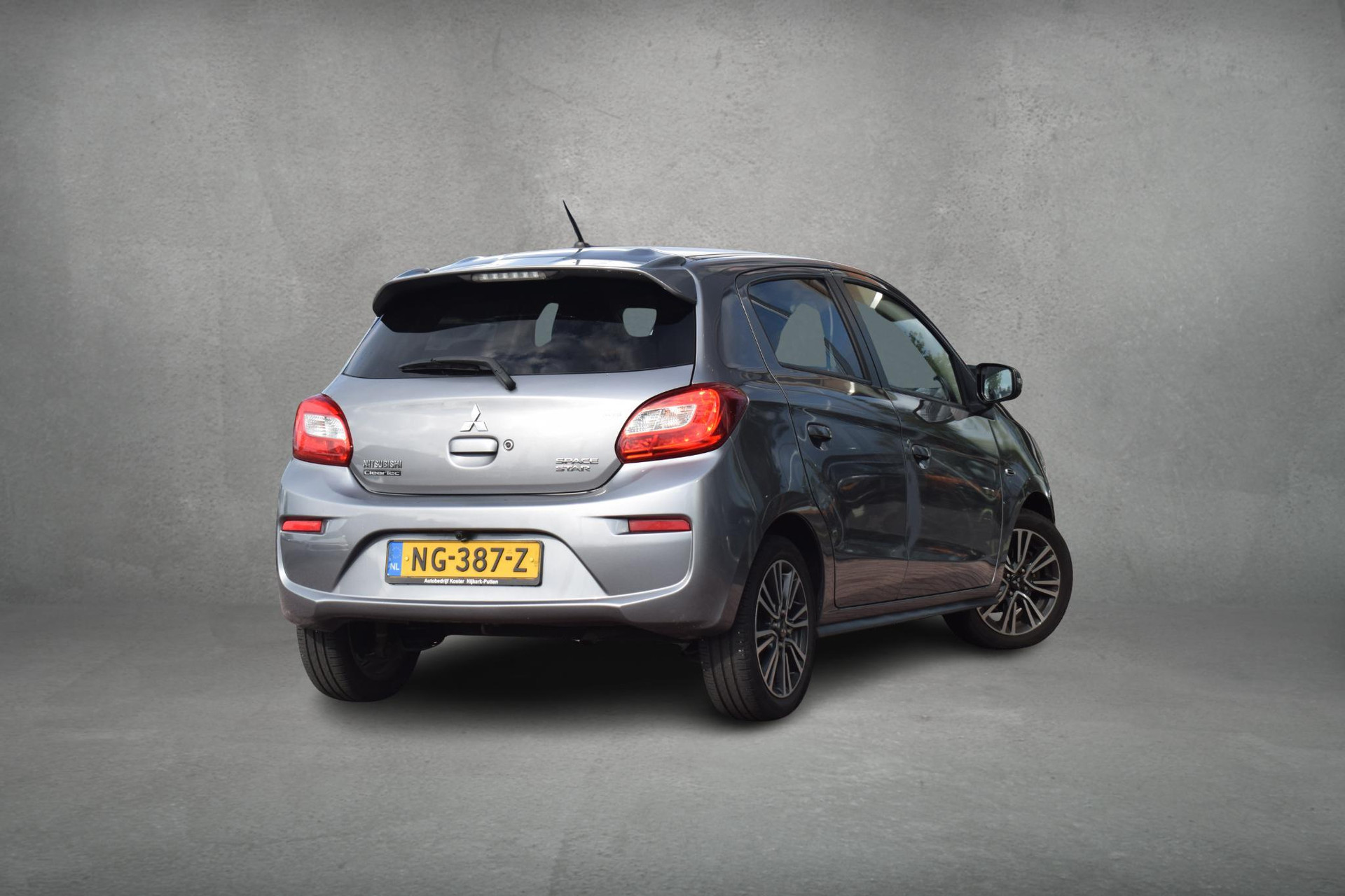 Mitsubishi Space Star | Occasion lease | Autobedrijf Auto Nol